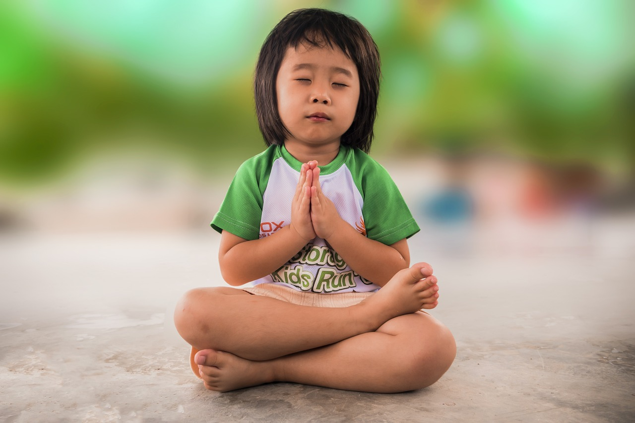 7 Prayer Guides for Difficult Moments