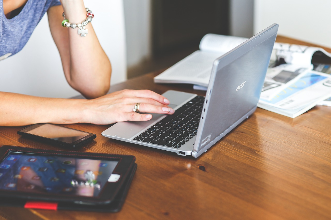 How Technology is Transforming Religious Practice